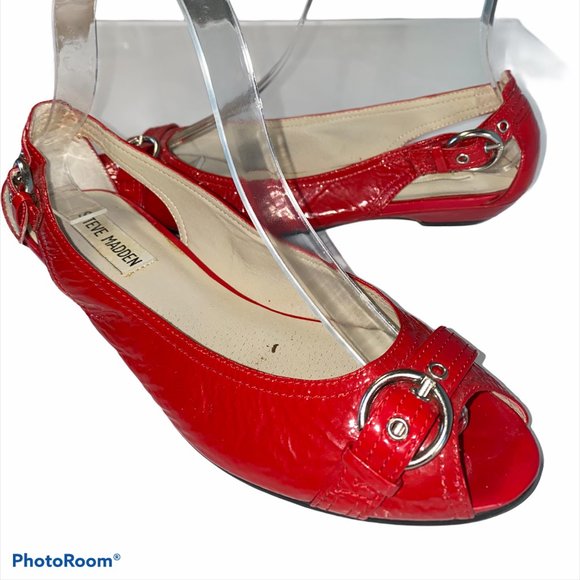 Steve Madden Women's Patent Leather Red Peep Toe - Picture 1 of 8